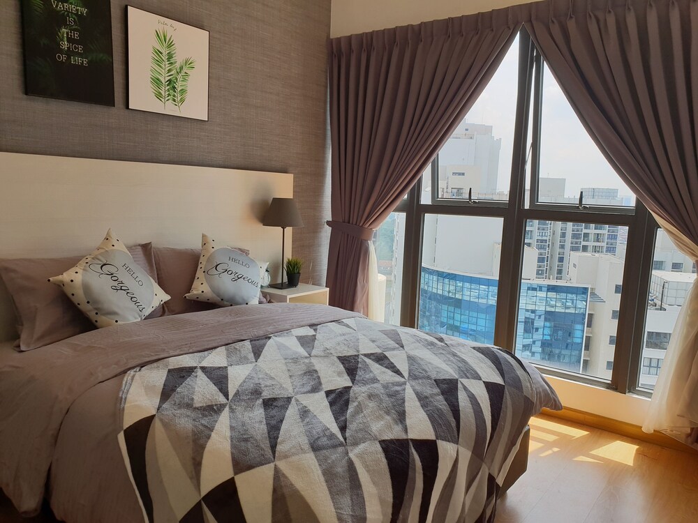 Flora Hut Holiday Resort @ Country Garden in Johor Bahru, Malaysia