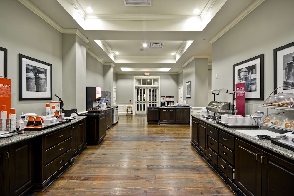 Hampton Inn and Suites Savannah Historic District - photo 52