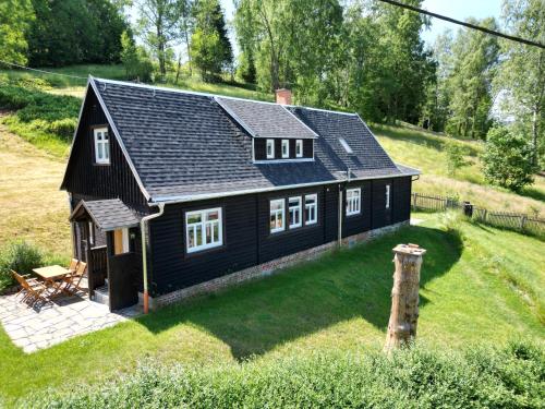 Ferienhaus Anno Dazumal wie zu Großmutters Zeiten — 4-Star Luxury Hotel in Klingenthal, Germany