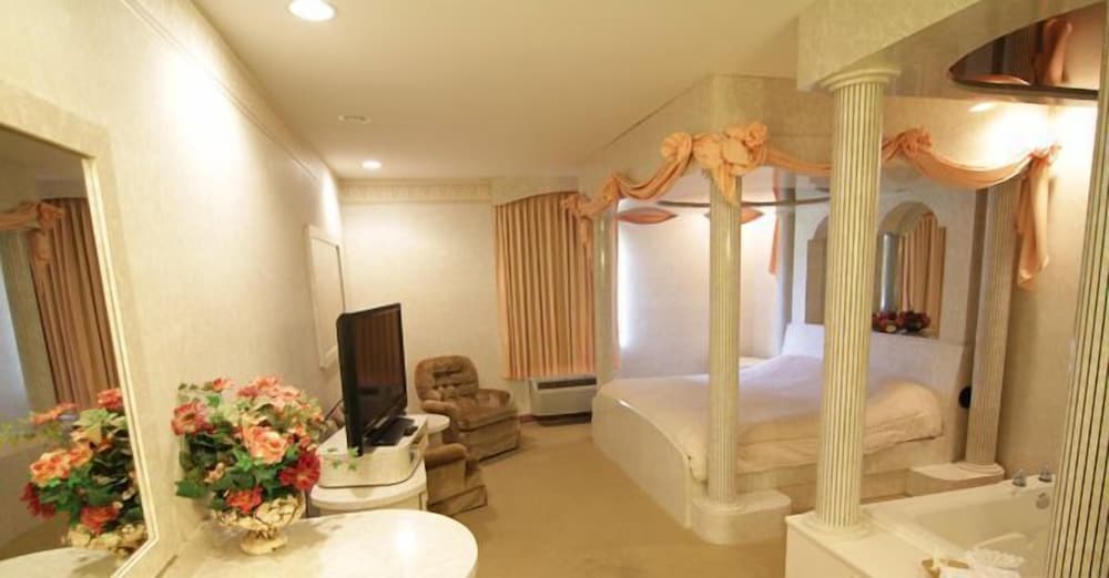 Magnolia Inn And Suites - photo 21