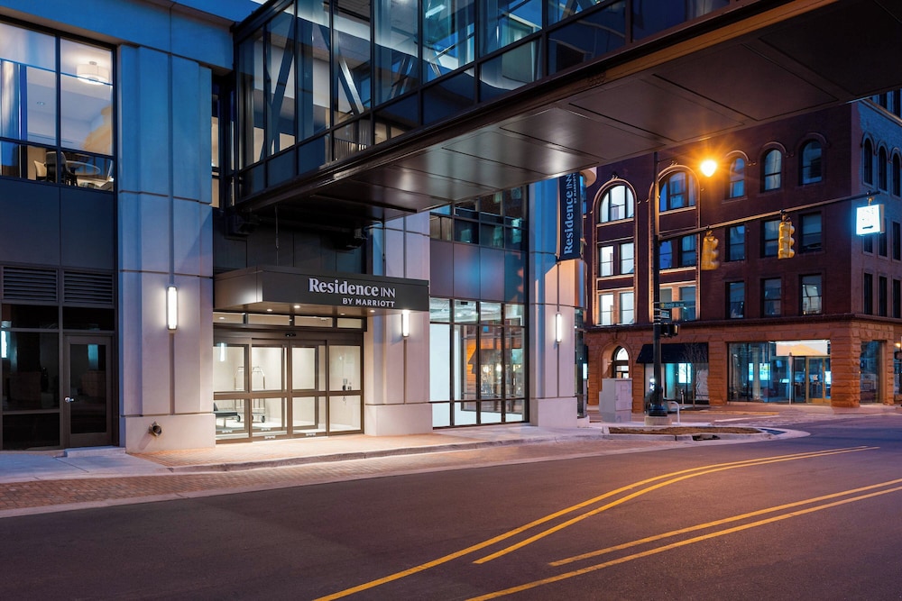 Residence Inn by Marriott Grand Rapids Downtown - photo 41