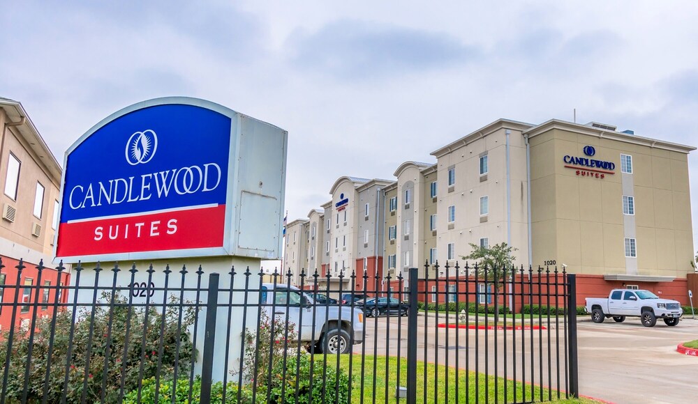 Candlewood Suites Houston I 10 East by IHG - photo 63