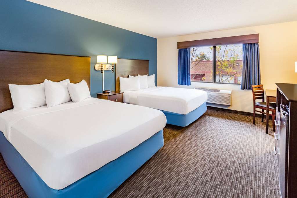 AmericInn by Wyndham Hotel and Suites Long Lake - photo 12