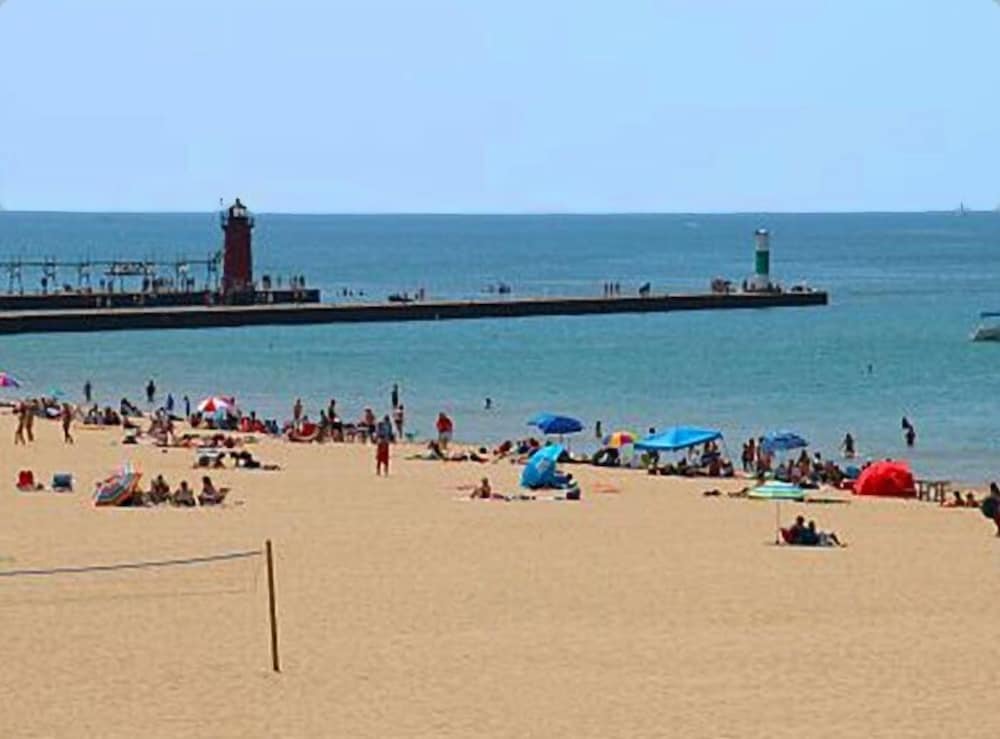 Holiday Inn Express South Haven by IHG - photo 58