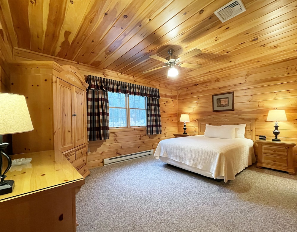 Mountain Springs Lake Resort - photo 3