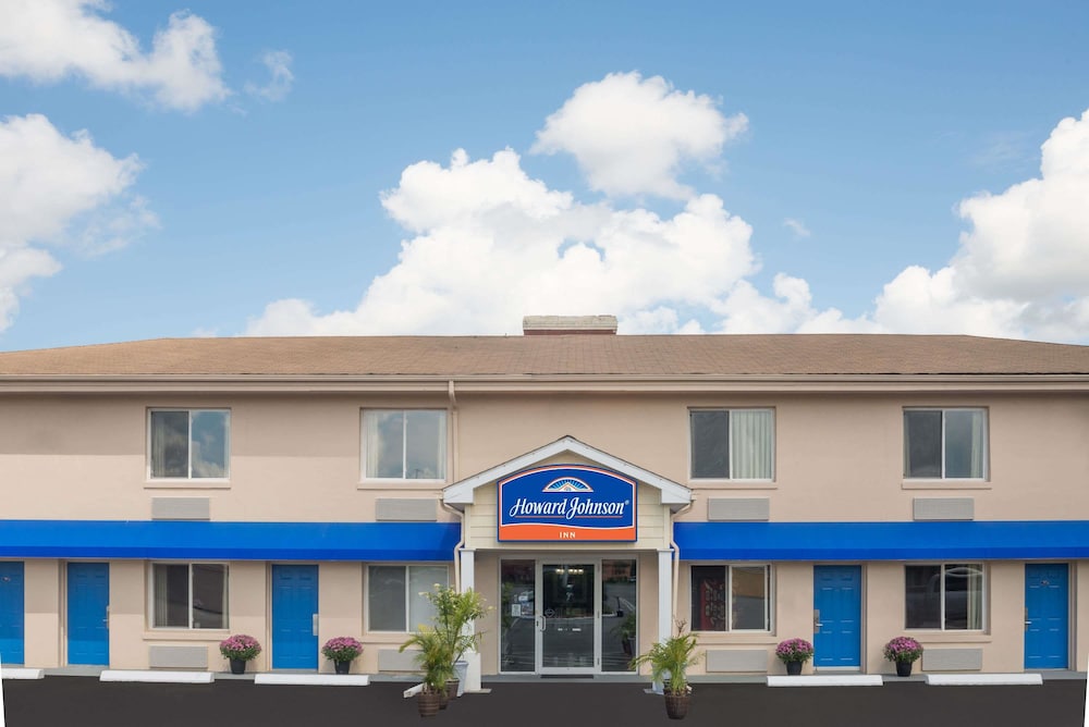 Howard Johnson by Wyndham Springfield in Springfield, United States