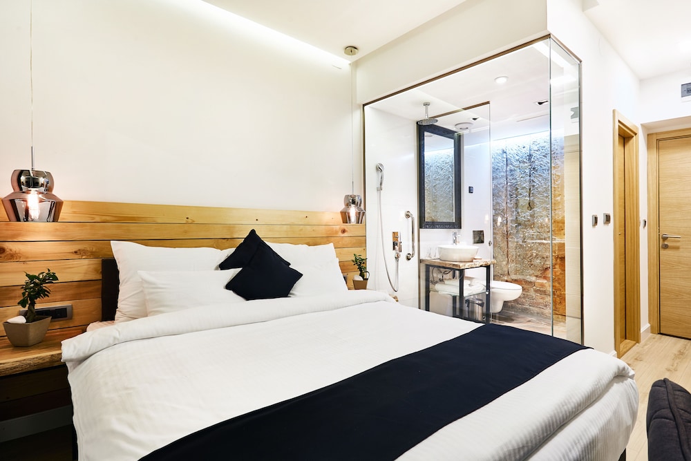 One Luxury Suites — Belgrade — photo 3