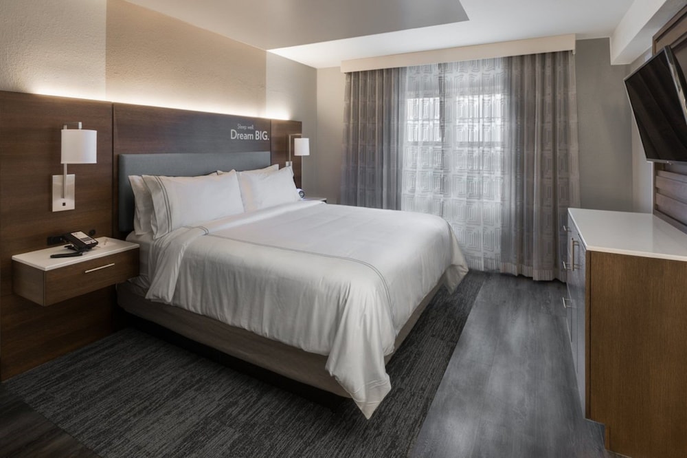 EVEN Hotel Chicago Tinley Park Conv Ctr by IHG - photo 10