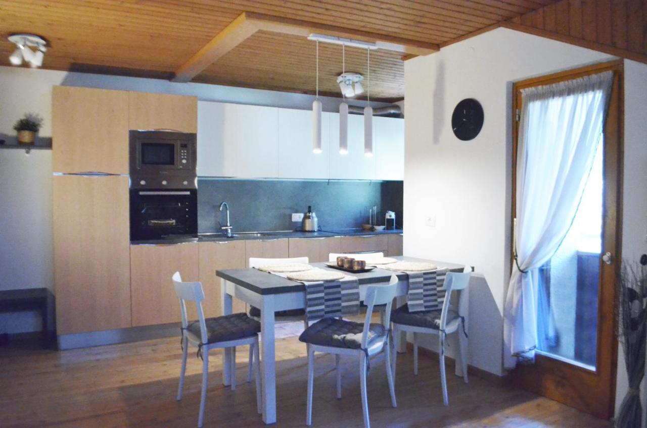 Appartamenti Ladina Dolomiti — 4-Star Luxury Hotel in Candide, Italy