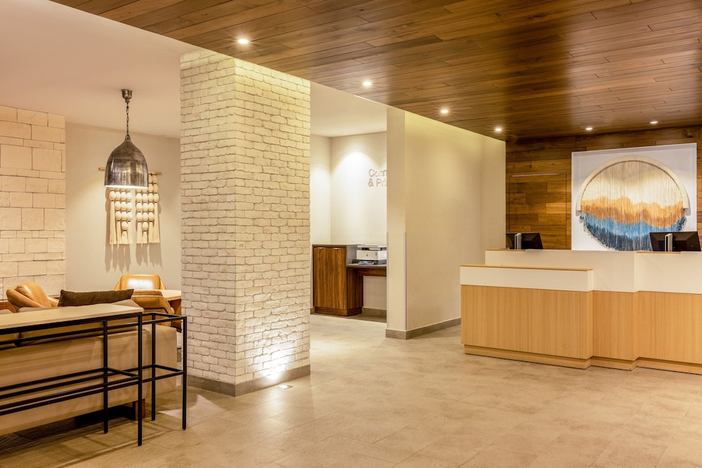 Reception hall