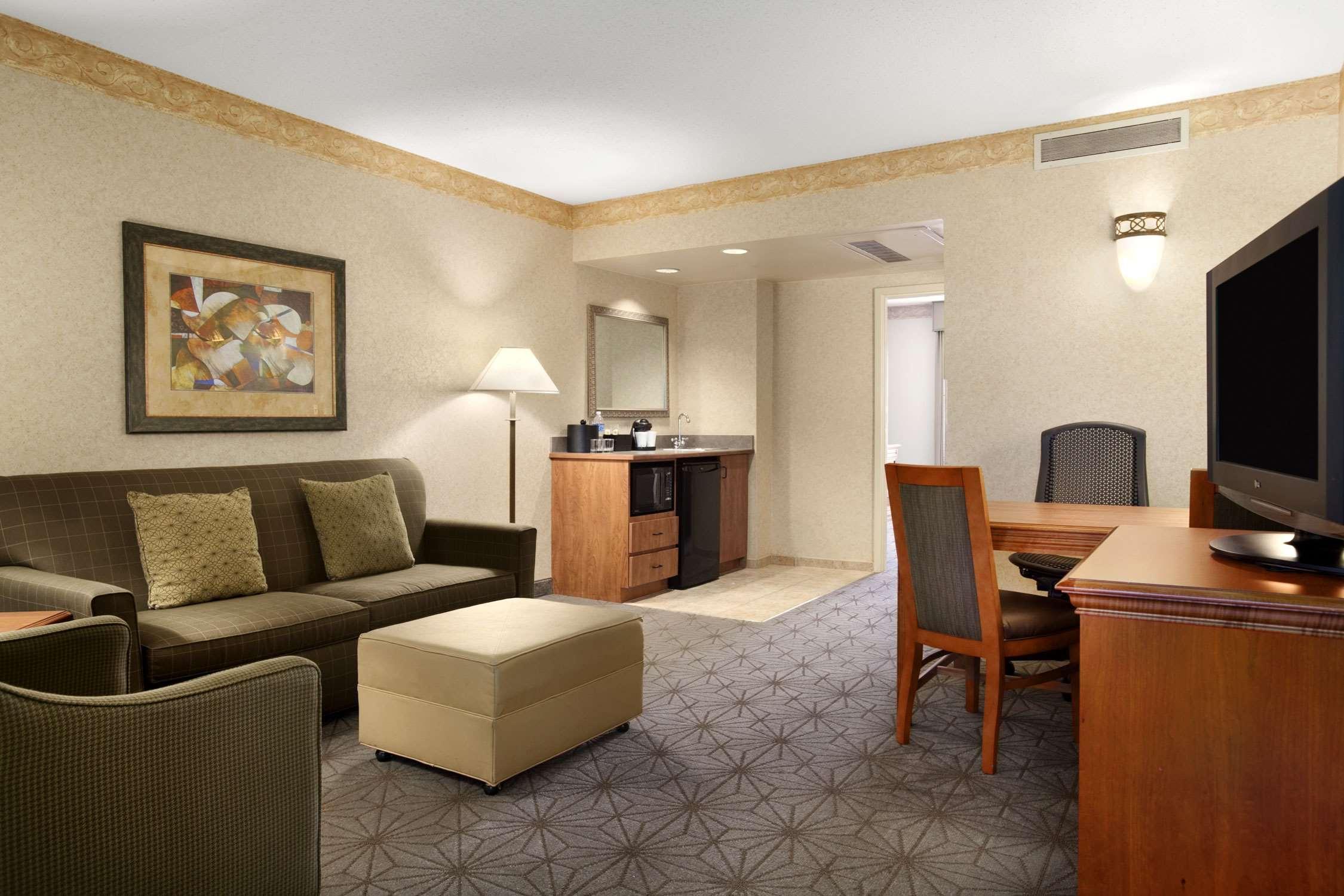 Embassy Suites by Hilton Columbia Greystone - photo 22