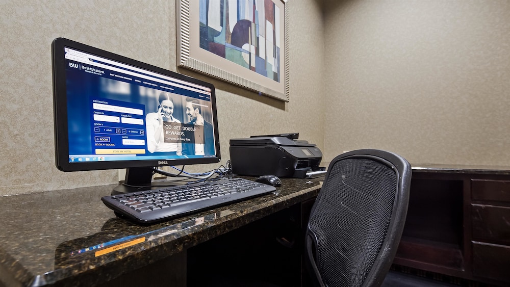 Best Western Plus Goodman Inn & Suites - photo 16