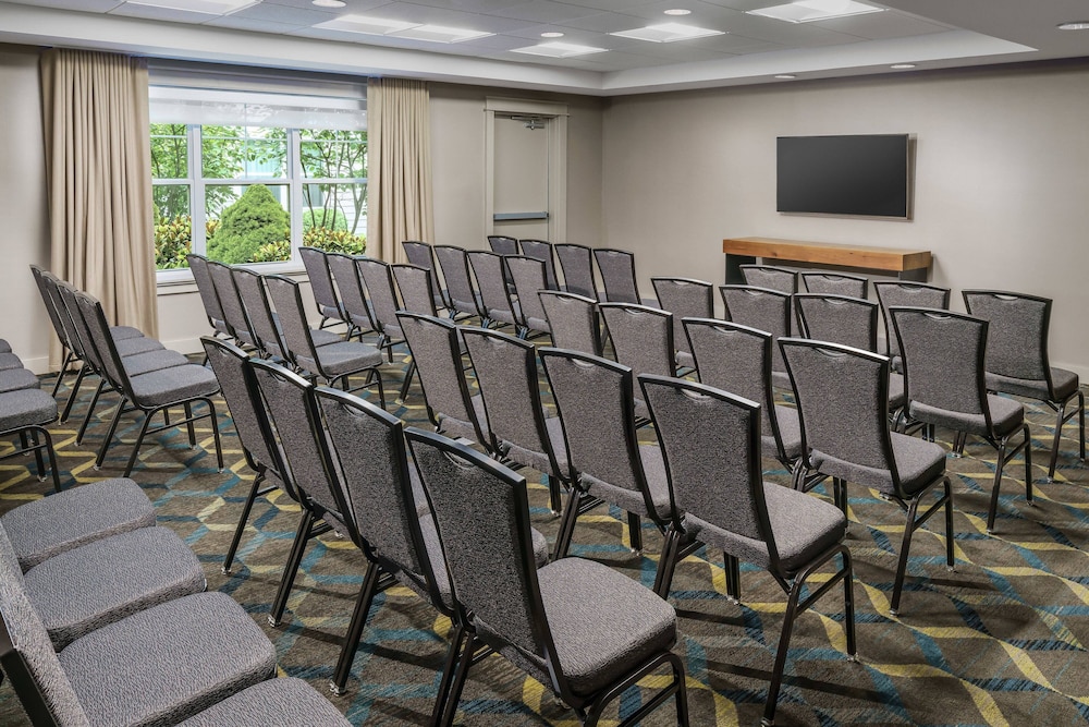 Residence Inn by Marriott Colchester - photo 23