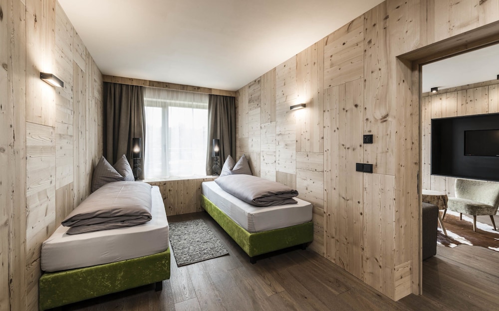 Presulis Hideaway Apartments & Restaurant — Fie Allo Sciliar — photo 4