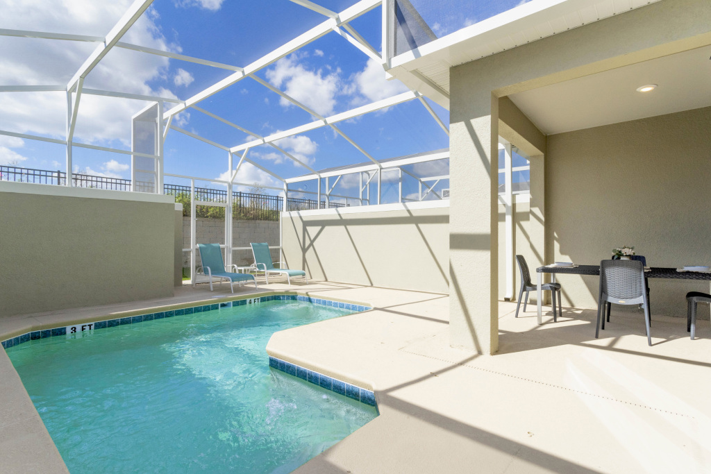 Gorgeous 4 Bd w Pool at Champions Gate Resort 1020 - photo 15