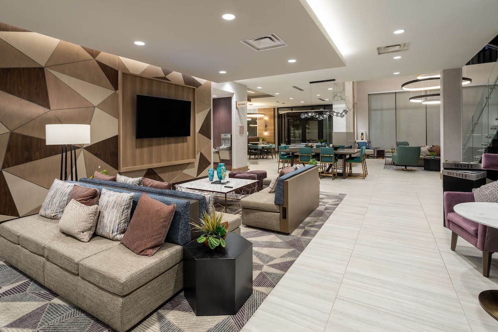 Hilton Garden Inn Albuquerque Downtown - photo 8
