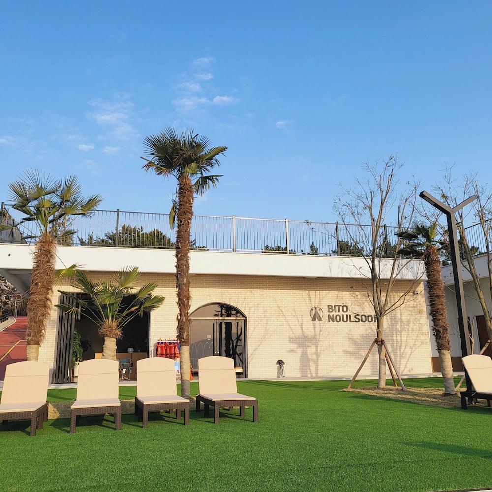 Bito Sunsetforest Glamping - carbon neutral hotel in Unknown City