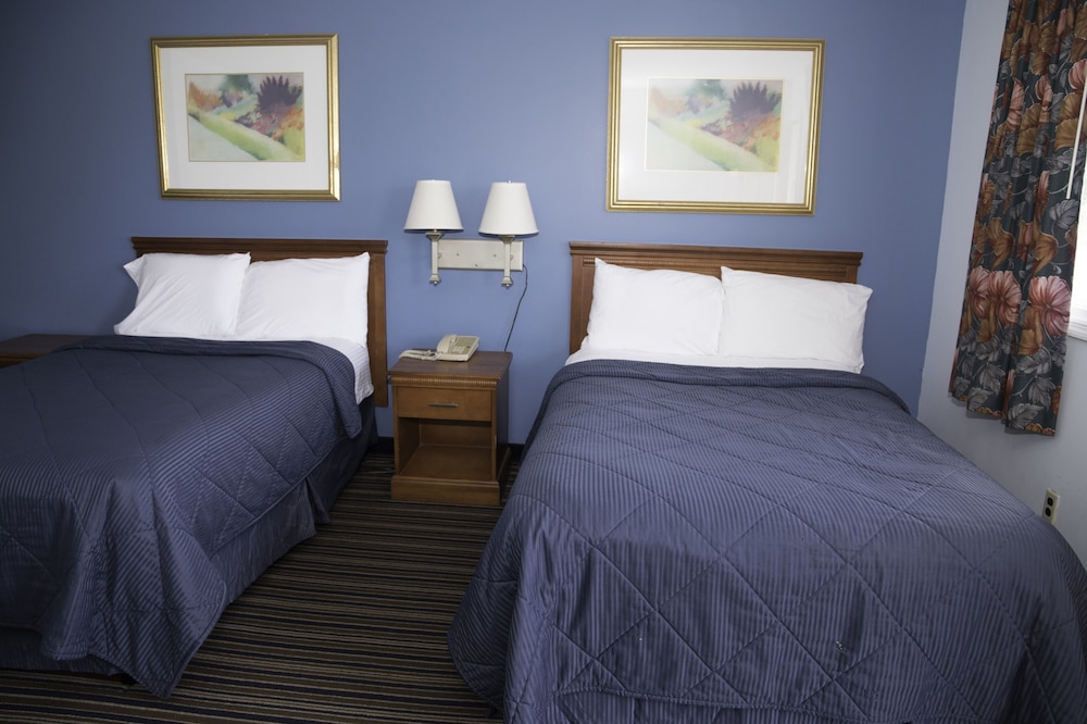 Capri inn and Suites - photo 3