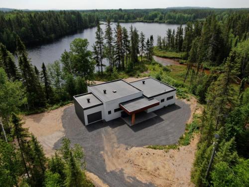 Les Chalets du Lac Serein Serein - carbon neutral hotel in Unknown City