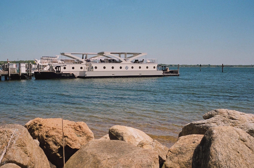 Montauk Yacht Club - photo 80