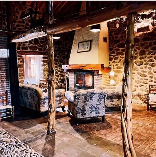 Agroturismo Los Prados Sierra de San Vicente — hotel in Castillo De Bayuela