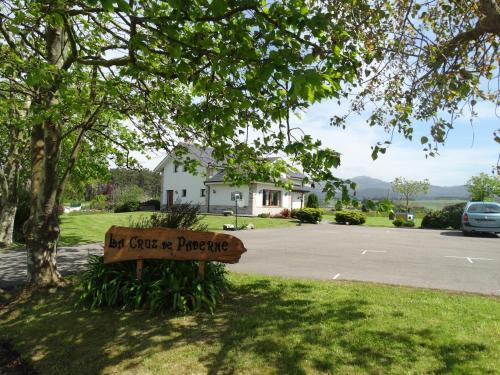 Apartamentos La Cruz de Paderne — 4-Star Luxury Hotel in Navia, Spain