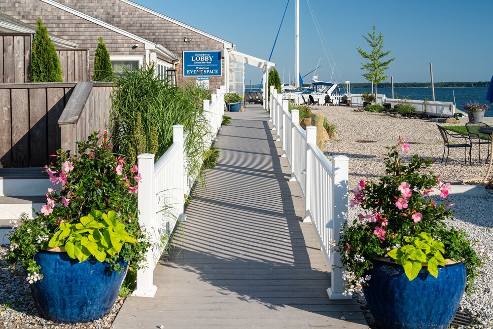 Heron Suites - photo 19