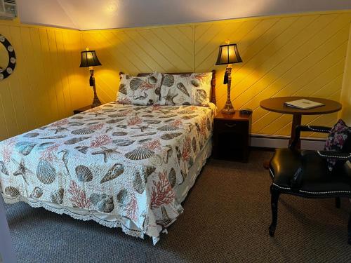 Claddagh Motel & Suites - photo 38