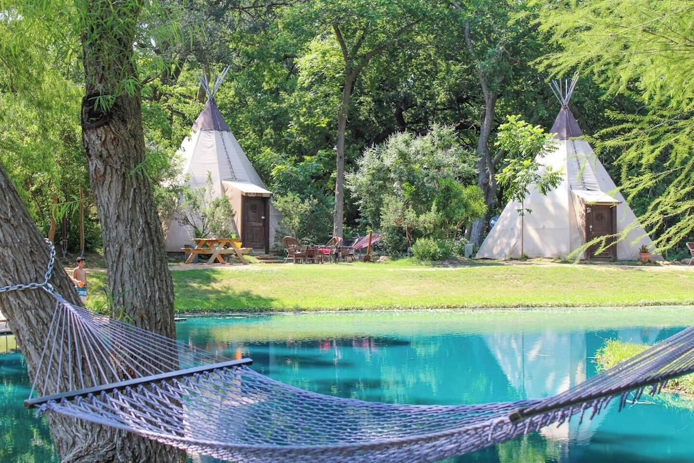 Geronimo Creek Retreat — hotel in Seguin