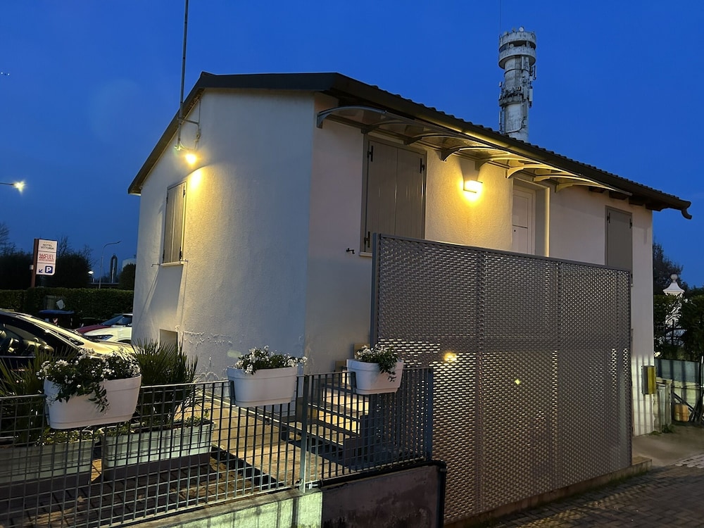 La casetta — 5-Star Luxury Hotel in Rubano, Italy