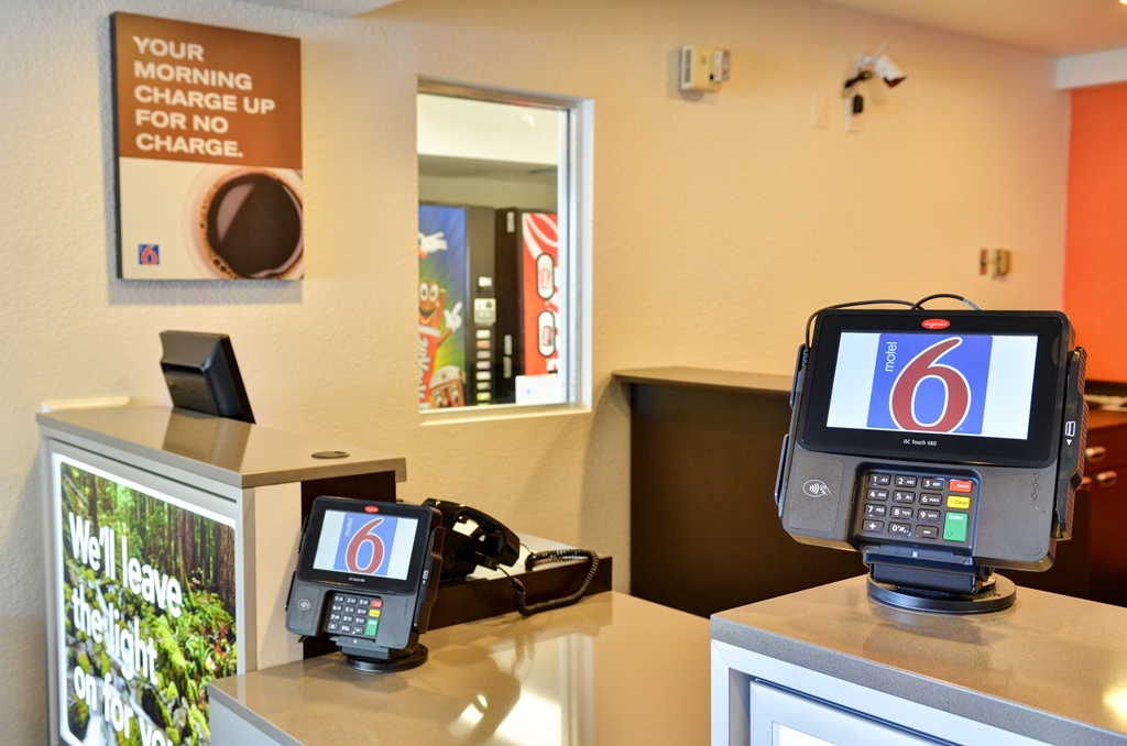 Motel 6 Santa Nella on i 5 - photo 29