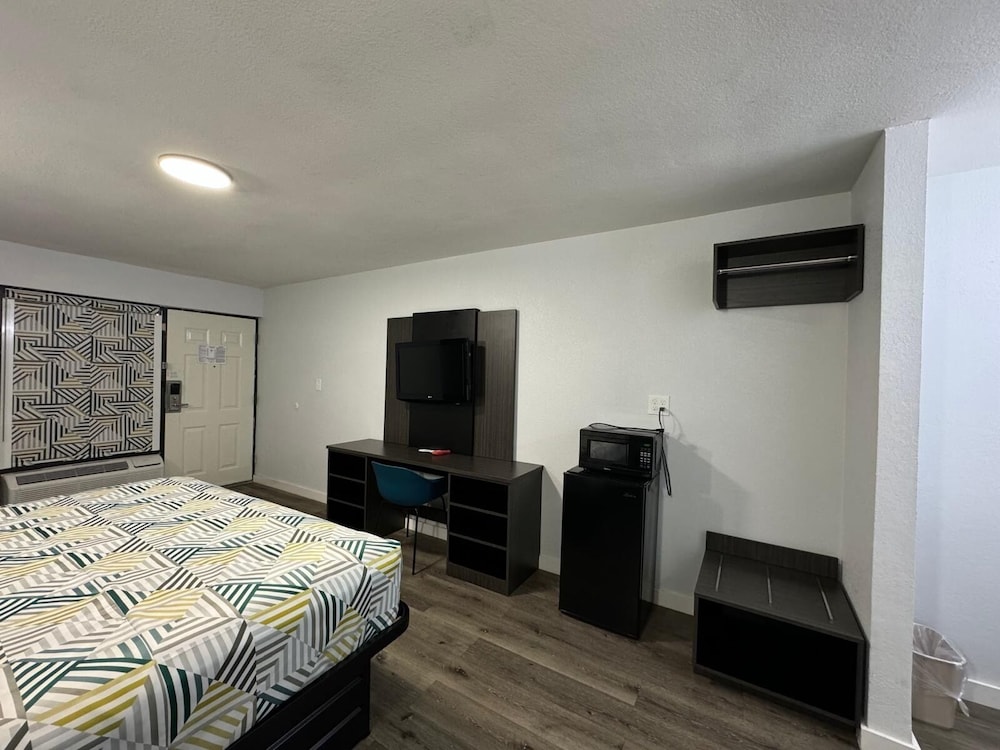 Motel6 Greenwood MS - photo 3