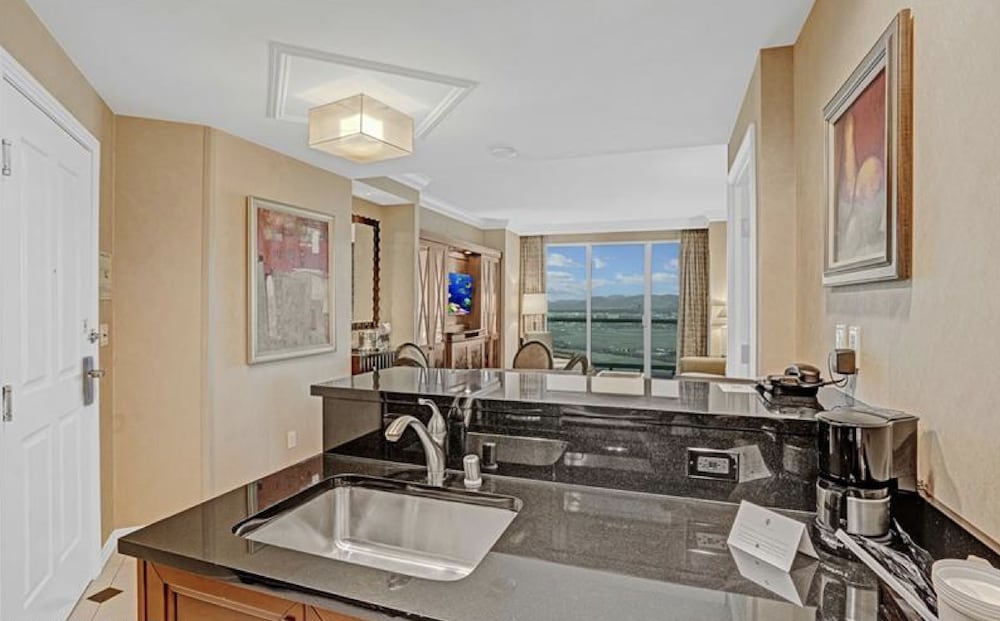 MGM Vegas Signature Suites Collection - photo 44