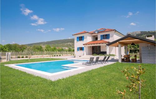 Lovely Home In Donji Prolozac — 4-Star Luxury Hotel in Donji Prolozac, Croatia