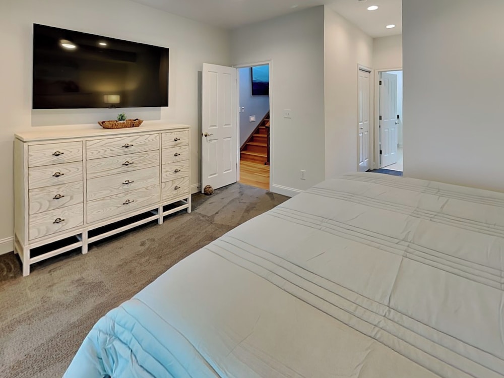 Shady Beaches by Topsail Realty in Holly Ridge, United States