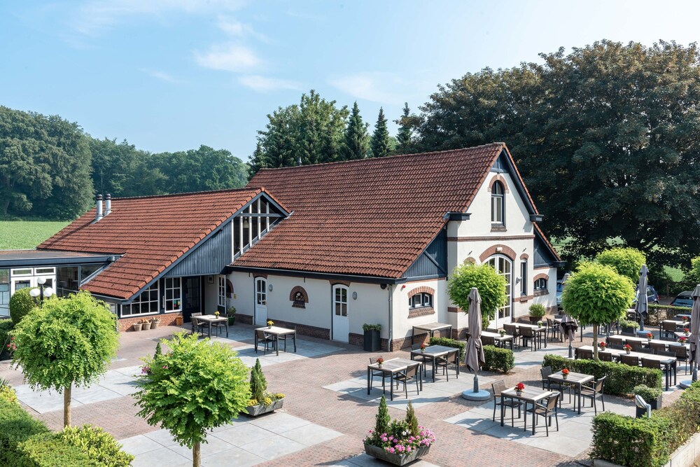 Sandton De Roskam — 4-Star Luxury Hotel in Velp, Netherlands