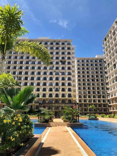Affordable Staycation near Airport and beach — hotel in Suba