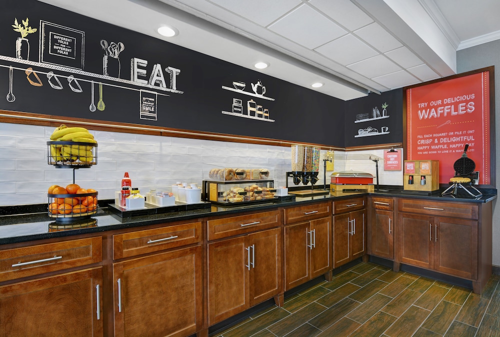 Hampton Inn Charlotte Monroe - photo 46