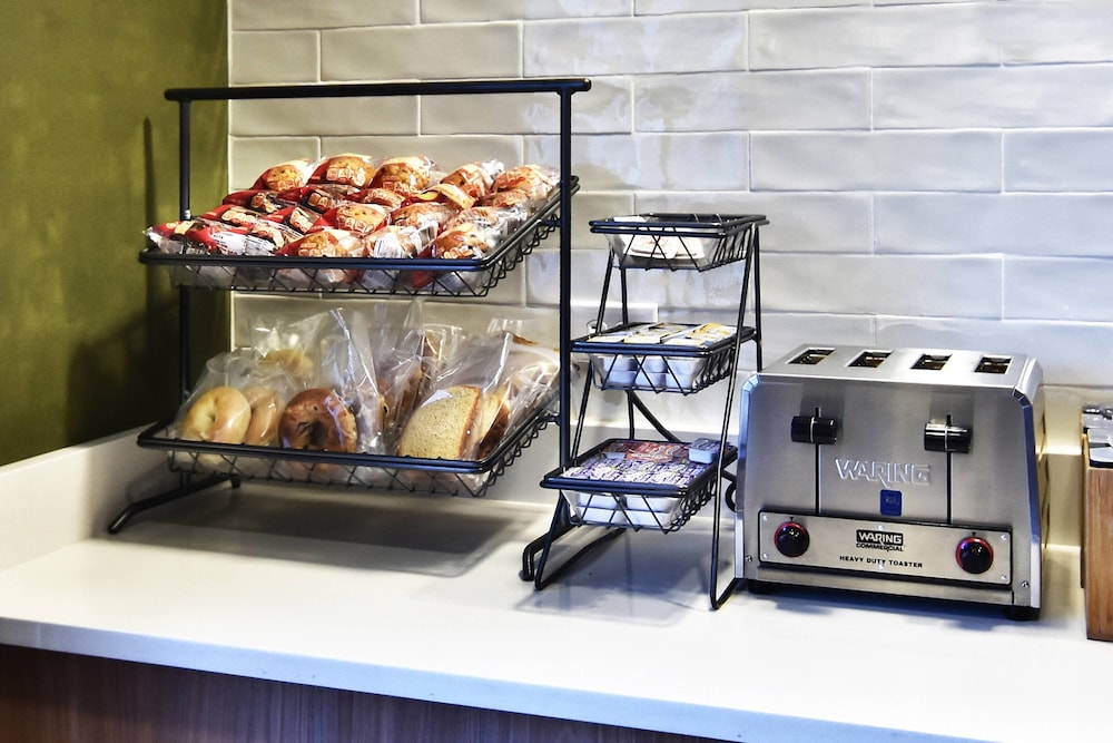 Fairfield by Marriott Inn & Suites Richmond Innsbrook - photo 44