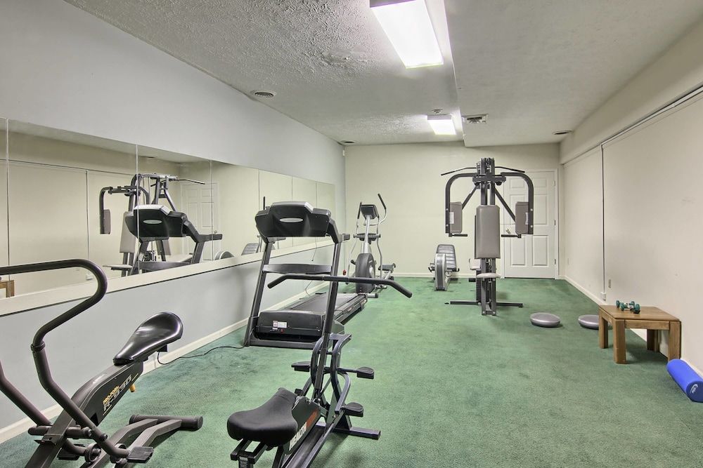 Pointes North Inn - photo 18