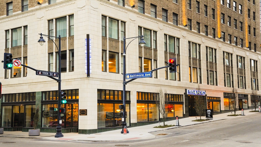 Hotel Indigo Kansas City Downtown by IHG - photo 30