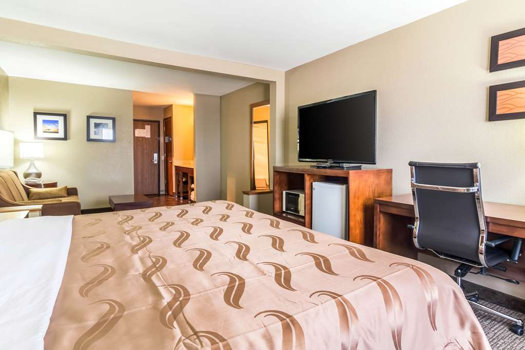 Quality Inn & Suites Salem near I 57 - photo 25