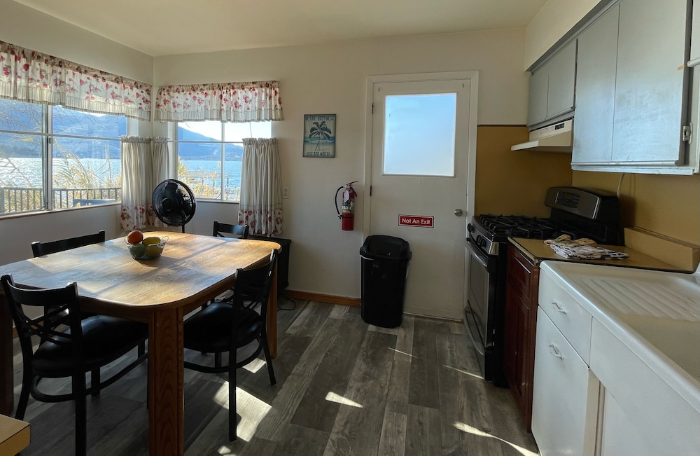 Blue Fish Cove Resort - photo 37