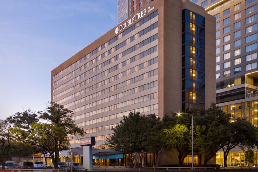 DoubleTree by Hilton Houston Medical Center Hotel & Suites - photo 75