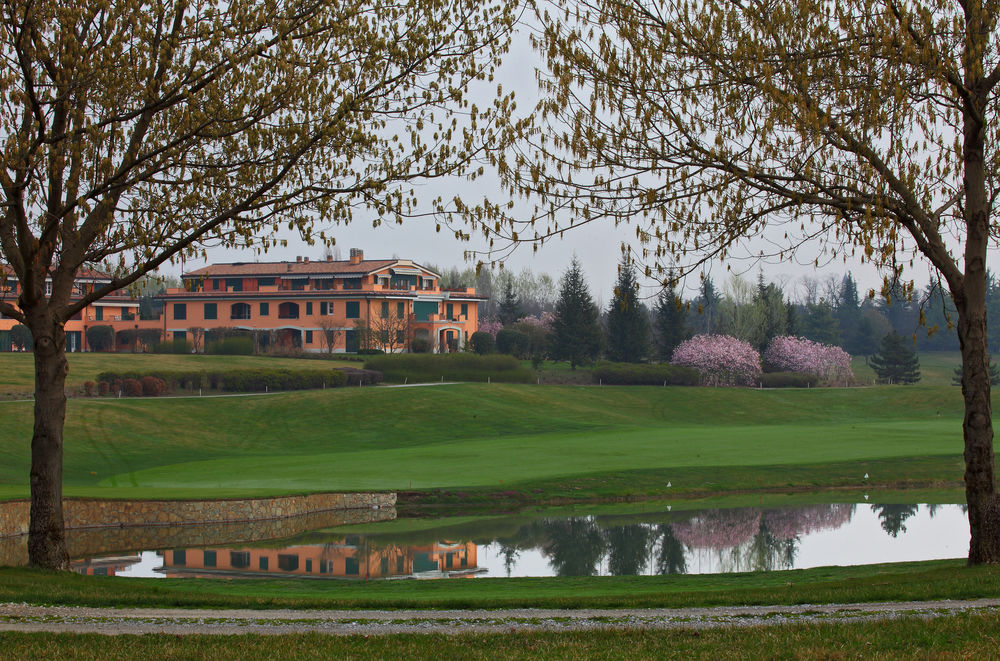 Le Robinie Golf Club & Resort in Solbiate Olona, Italy