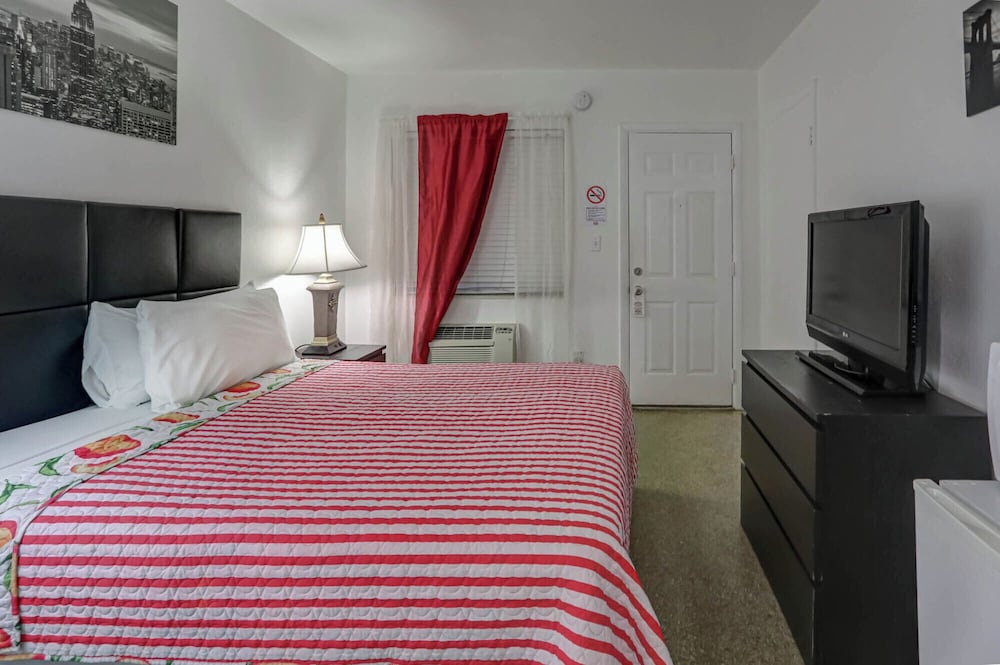 Green Seas Motel - photo 25