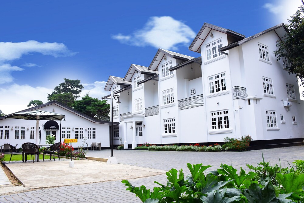 Mirage Kings Cottage — 4-Star Luxury Hotel in Nuwara Eliya, Sri Lanka