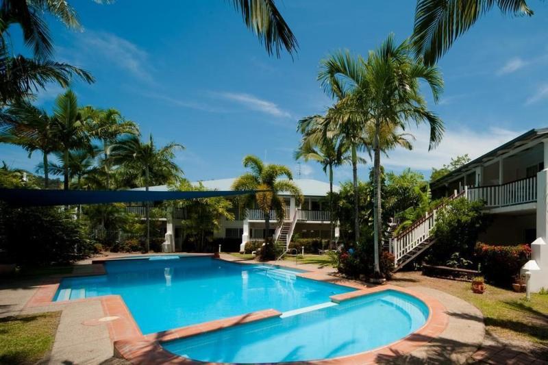 Mango House Resort — 4-Star Luxury Hotel in Jubilee Pocket, Australia