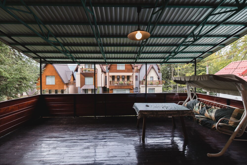 Apartment Erminia — 4-Star Luxury Hotel in Sinaia, Romania