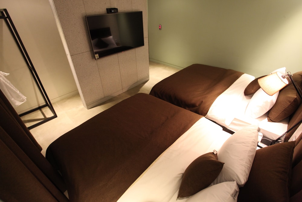 Hotel Banwol — Uijeongbu-Si — photo 5